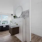 Sky 65 - Exklusives Penthouse Mit Panoramablick * 올페니츠